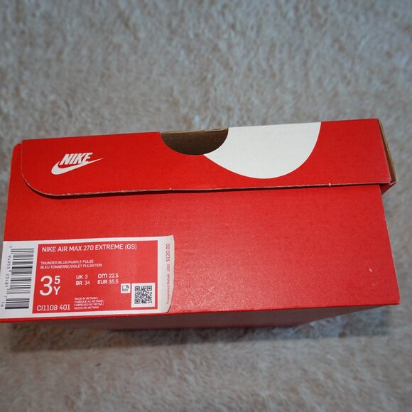 Girls Size 3.5 Nike Air Max 270 Extreme (Grade School) - Blue / Purple Shoes - Picture 7 of 7